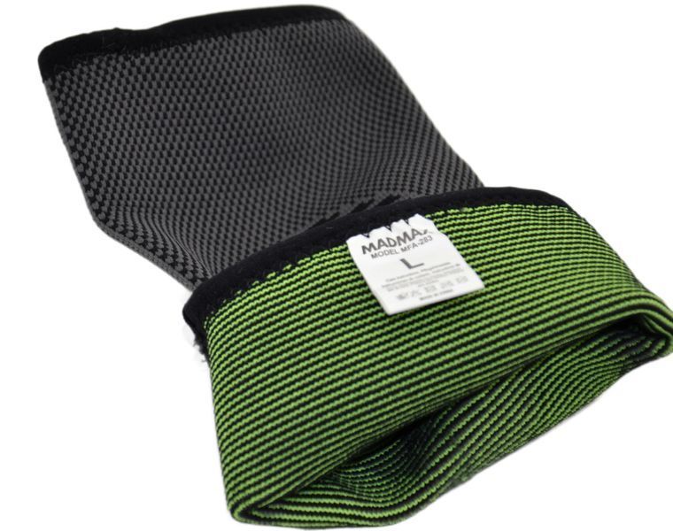 Компресійний налокітник MadMax MFA-283 3D Compressive elbow support Dark grey/Neon green (1 шт.) M D-000776 фото